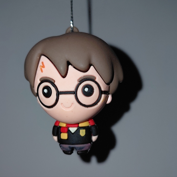 Harry Potter & Hogwarts Crest Ornaments - Picture 2 of 4